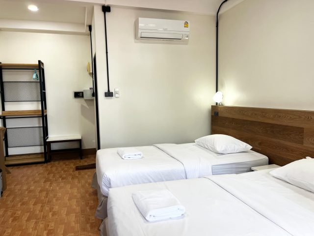 Standard Room - Twin 1